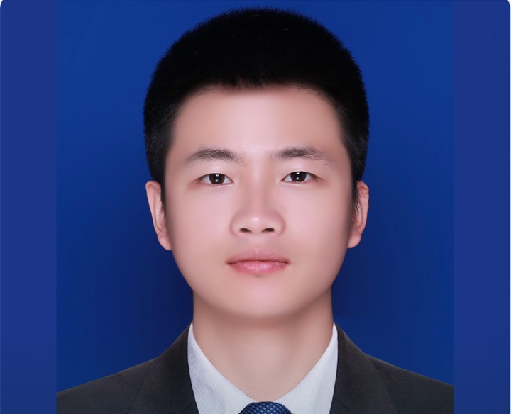 Portrait of Wenwu Jiang, Head of Technology & Product at Xindar